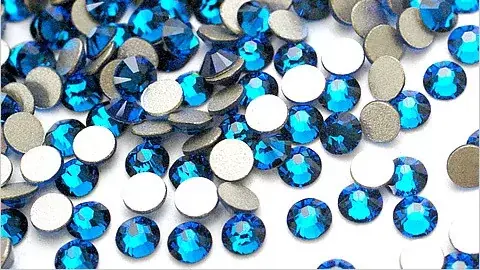 Prémium Swarovski strasszkő capri blue ss12 50 db