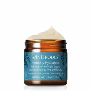 ANTIPODES HARMONY HIALURONIC Manuka Honey éjszakai arckrém a ragyogó bőrért Végkiárusítás