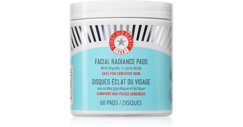 First Aid BeautyFacial Radiance Pads hámlasztó kendők az élénk és kisimított arcbőrért Azonnal elérhető