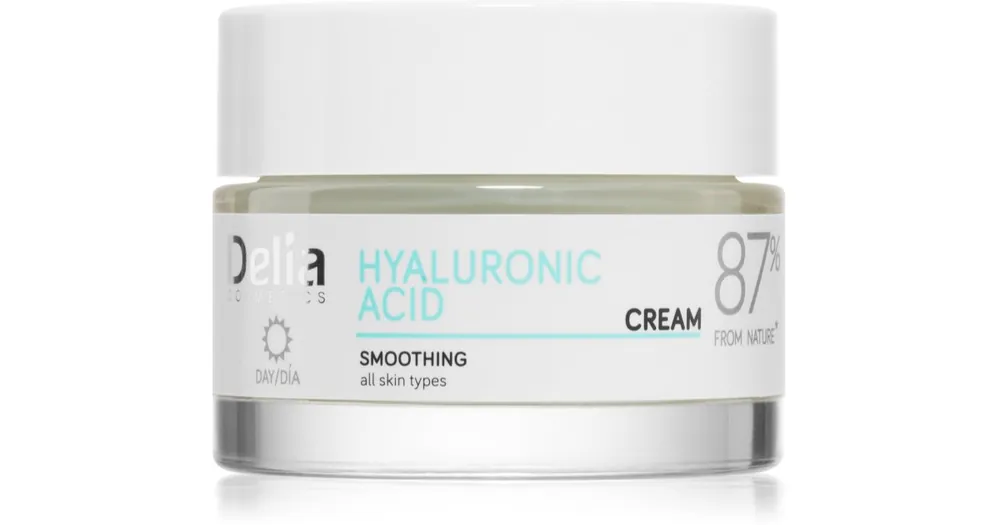 Vásárlói kedvenc Delia CosmeticsHyaluronic Acid hidratáló és bőrkisimító arckrém hialuronsavval