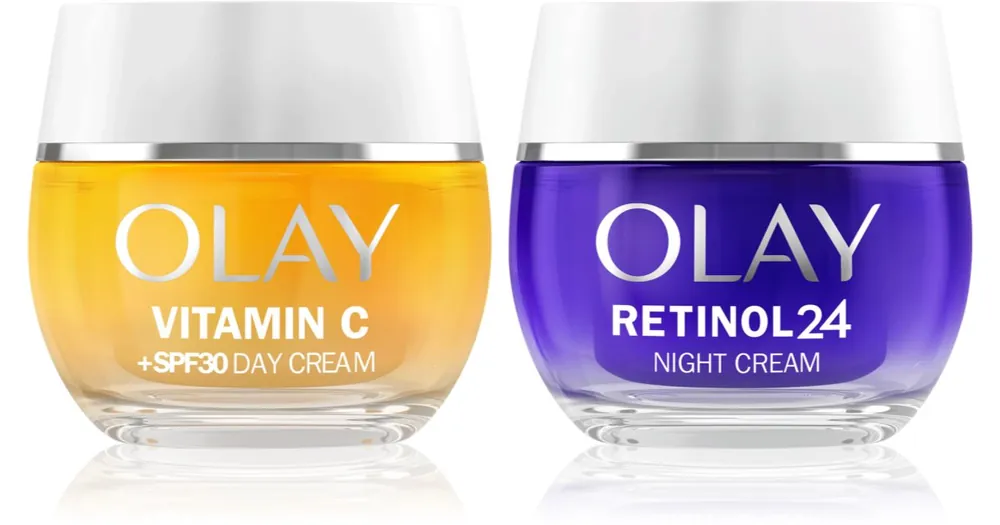 Kiárusítás OlayVitamin C Brighten & Glow szett a bőr intenzív hidratálásához